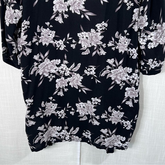 Spiritual Gangster Floral Lightweight Black Kimono Size O/S - Picture 8 of 12